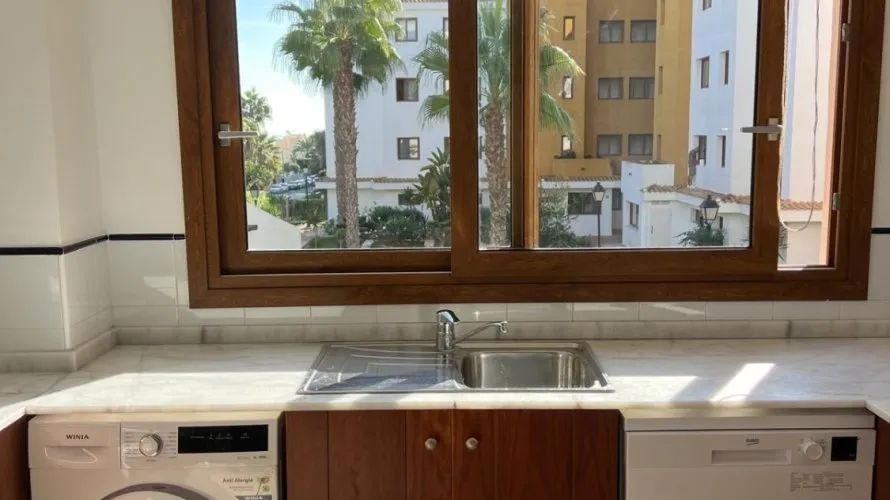 Apartment de 2 chambres à Torrevieja, Spain No. 71 № 14