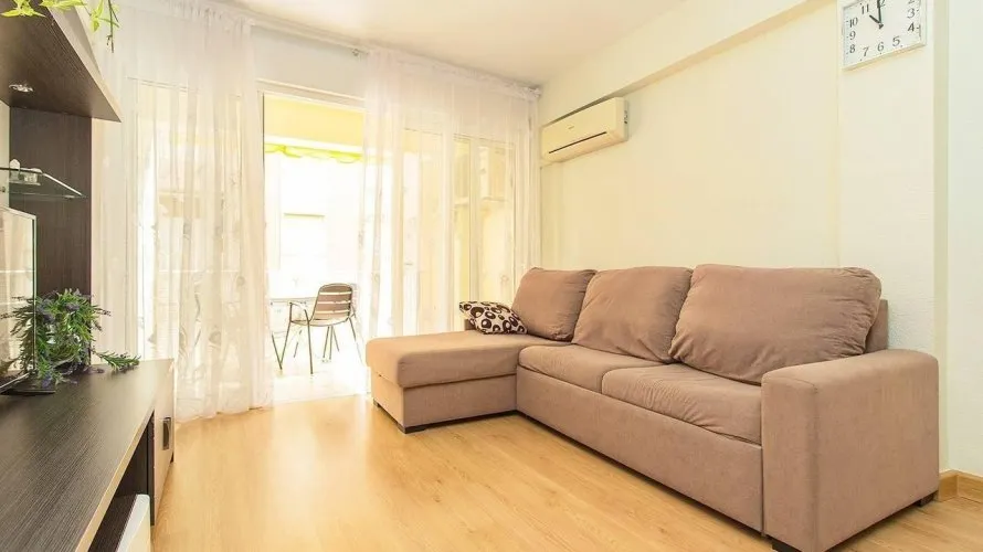 Apartment de 3 chambres à Torrevieja, Espagne No. 112 № 9