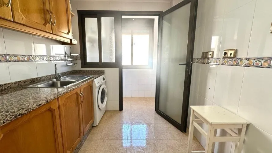 Apartment de 4 chambres à Torrevieja, Espagne No. 154 № 9