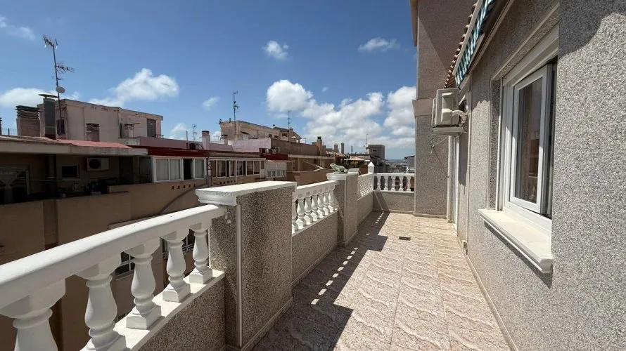 Penthouse de 2 chambres à Torrevieja, Spain No. 279 № 1