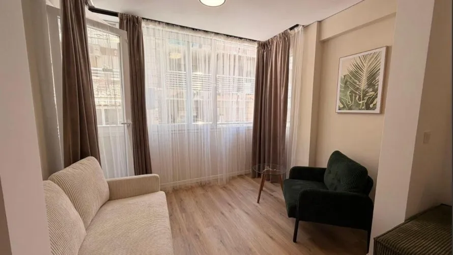 Apartment de 2 chambres à Torrevieja, Espagne No. 298 № 1