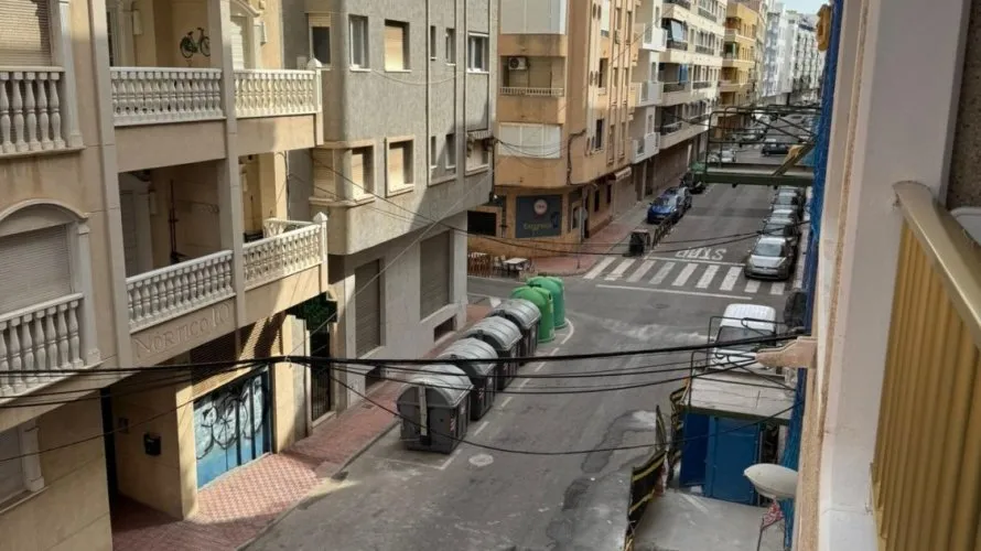 Apartment de 107m² à Torrevieja, Espagne No. 326 № 2