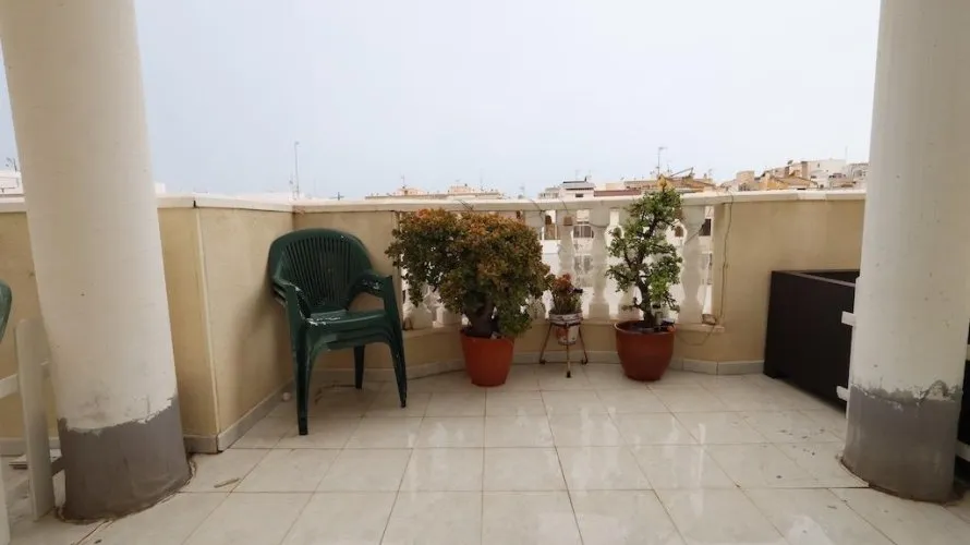 Penthouse de 3 chambres à Torrevieja, Espagne No. 305