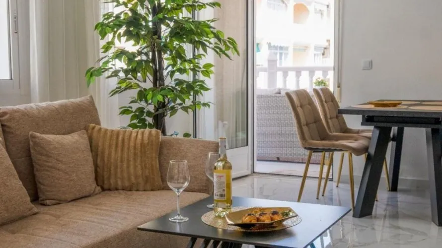 Apartment de 3 chambres à Torrevieja, Espagne No. 299 № 20