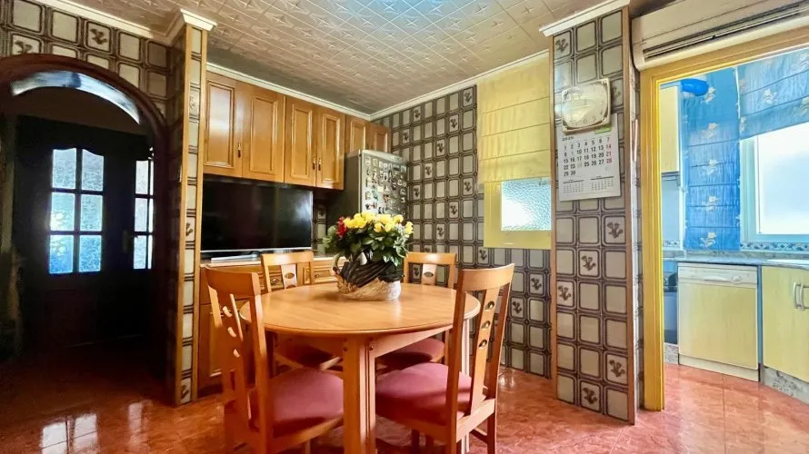 Apartment de 3 chambres à Torrevieja, Espagne No. 328 № 22