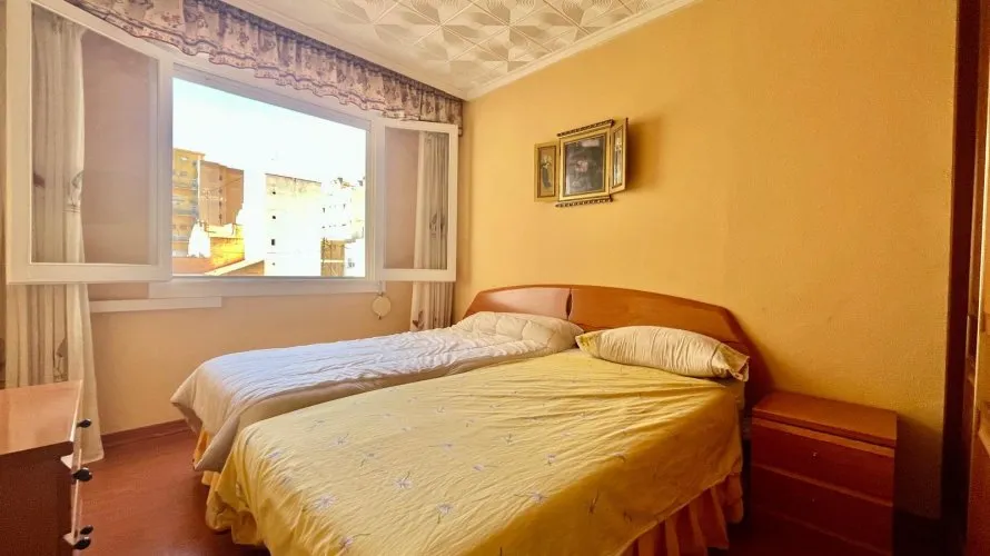 Apartment de 3 chambres à Torrevieja, Espagne No. 328 № 13