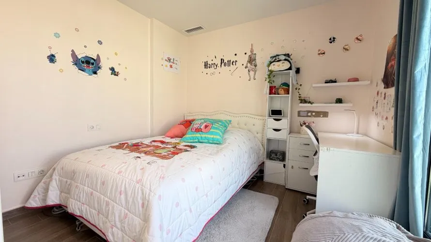 Villa de 5 chambres à Torrevieja, Espagne No. 281 № 26