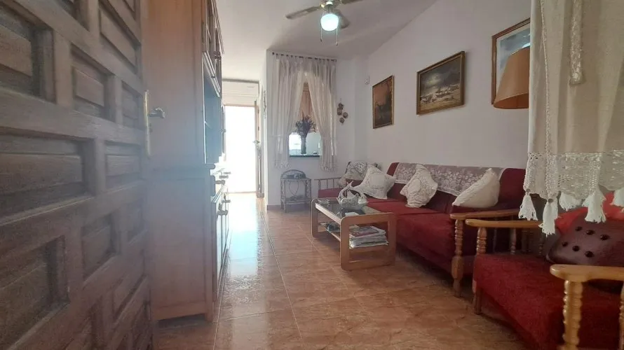 Bungalow de 2 chambres à Torrevieja, Espagne No. 405 № 3