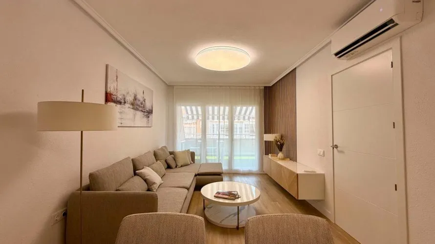 Penthouse de 2 chambres à Torrevieja, Espagne No. 337 № 14