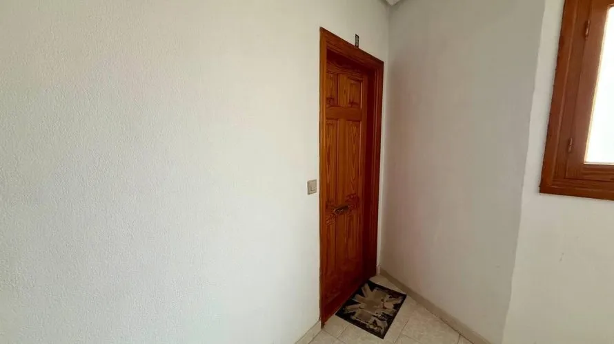 Apartment de 1 chambre à Torrevieja, Espagne No. 454 № 2