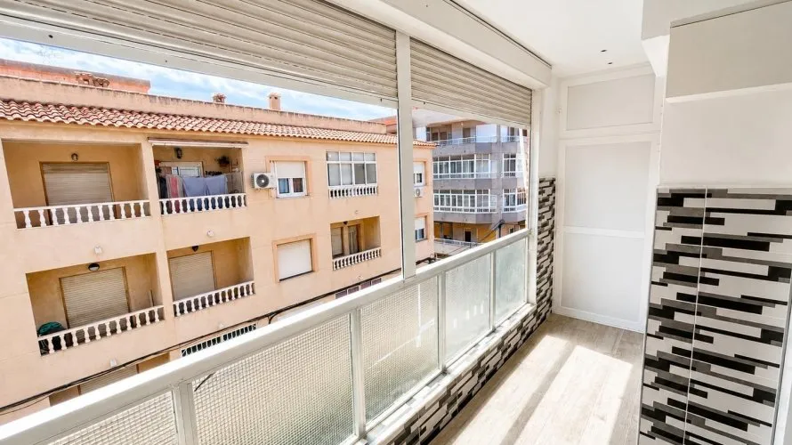 Apartment de 1 chambre à Torrevieja, Espagne No. 497 № 11