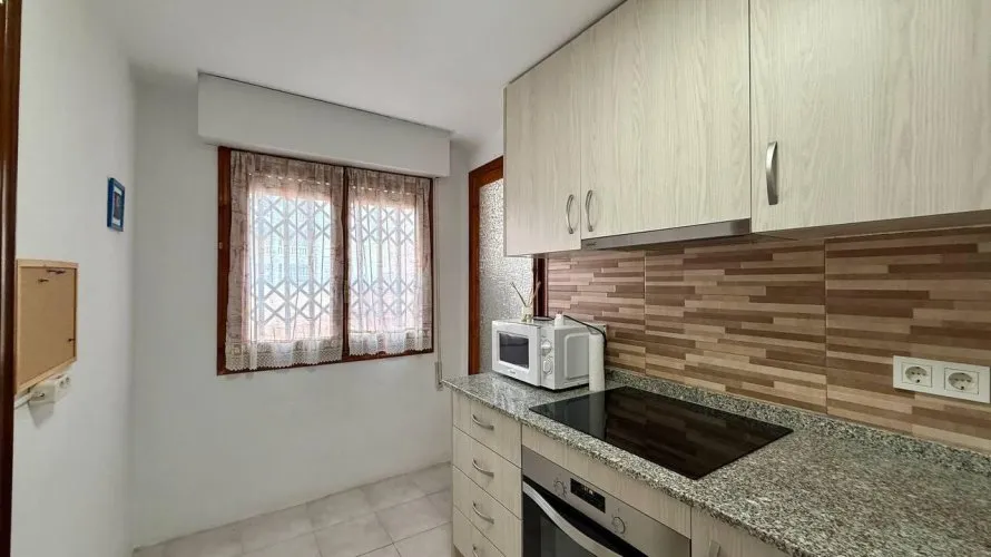 Apartment de 2 chambres à Torrevieja, Espagne No. 495 № 9