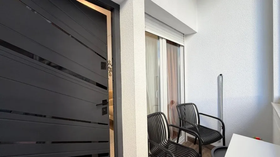 Apartment de 2 chambres à Torrevieja, Espagne No. 445 № 27