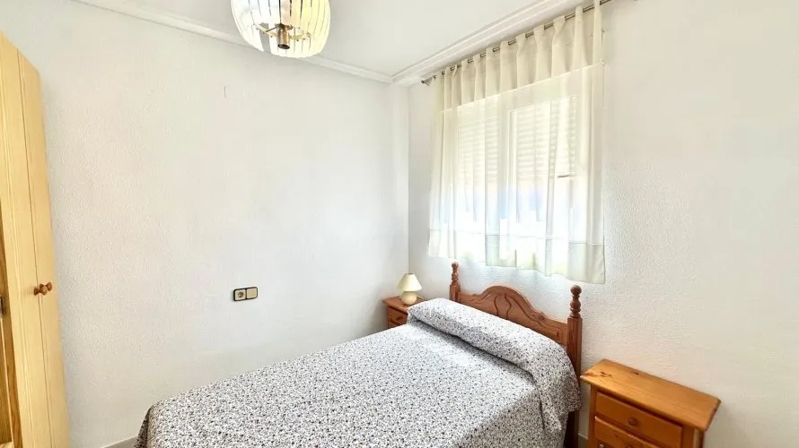 Penthouse de 2 chambres à Torrevieja, Espagne No. 482 № 3
