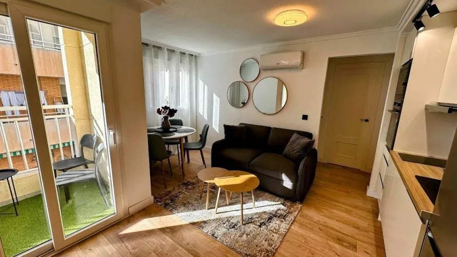 Apartment de 2 chambres à Torrevieja, Espagne No. 412 № 27