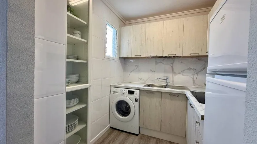 Apartment de 1 chambre à Torrevieja, Espagne No. 444 № 9
