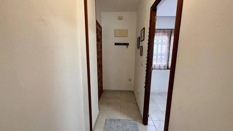 Apartment de 2 chambres à Torrevieja, Espagne No. 495 № 6