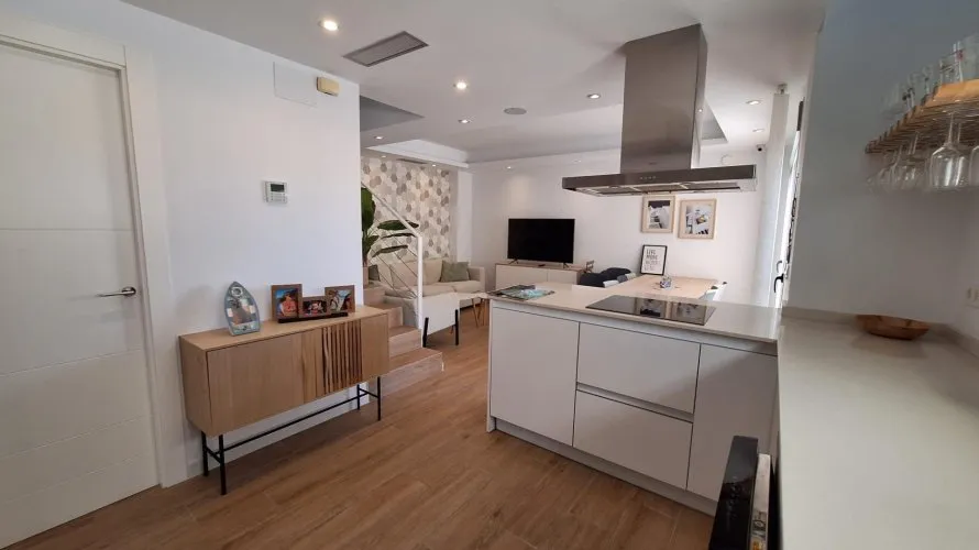 Apartment de 3 chambres à Torrevieja, Espagne No. 332 № 23