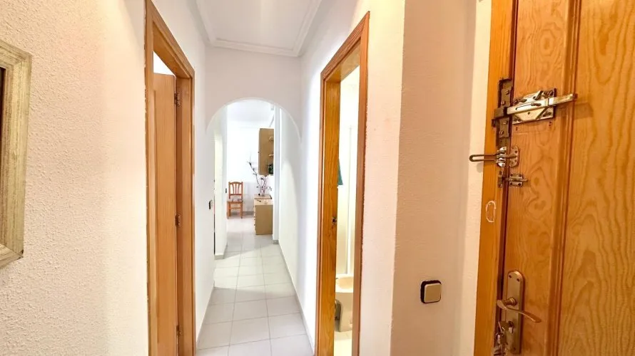 Penthouse de 2 chambres à Torrevieja, Espagne No. 482 № 24