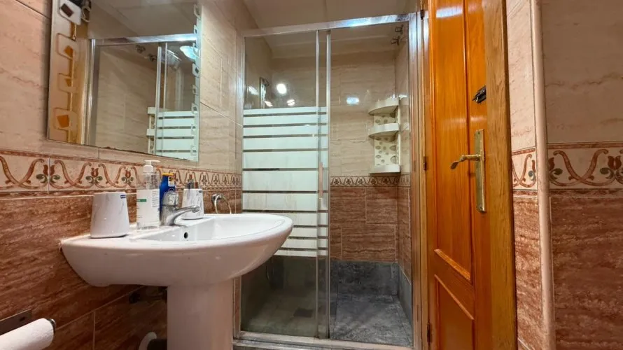 Apartment de 2 chambres à Torrevieja, Espagne No. 511 № 20