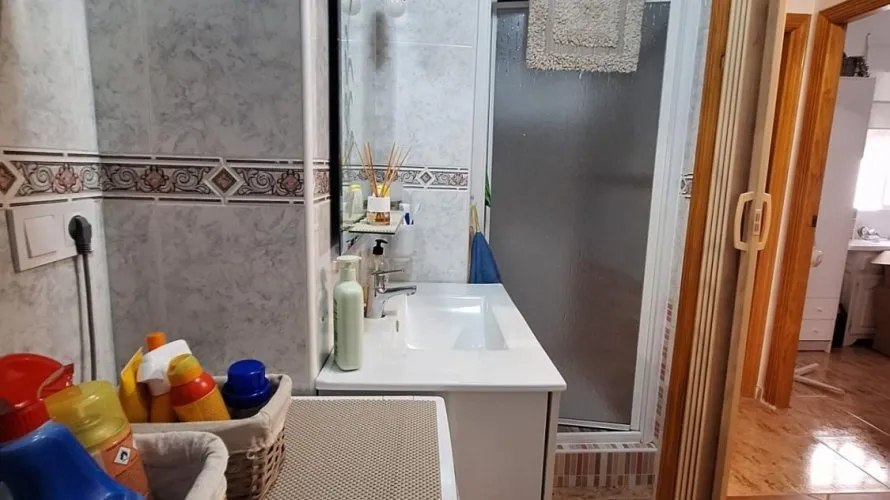 Apartment de 1 chambre à Torrevieja, Espagne No. 552 № 9