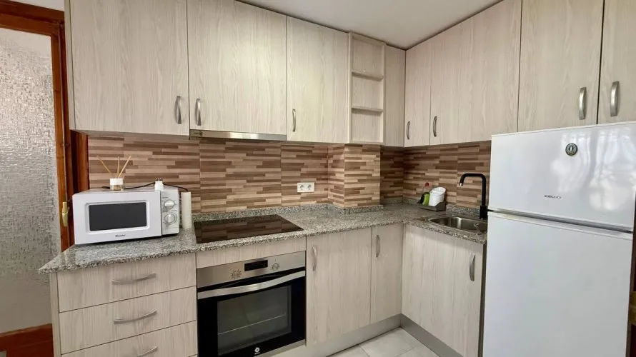Apartment de 2 chambres à Torrevieja, Espagne No. 495 № 24