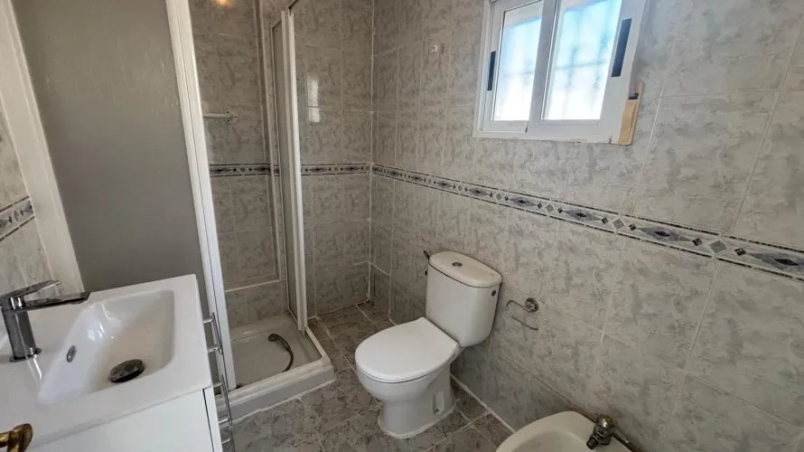 Bungalow de 1 chambre à Torrevieja, Espagne No. 493 № 7