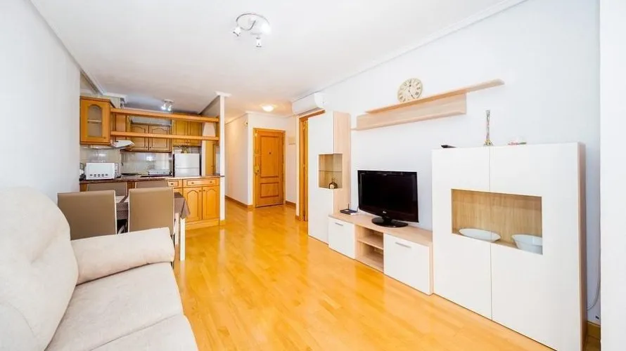 Apartment de 2 chambres à Torrevieja, Espagne No. 519 № 10