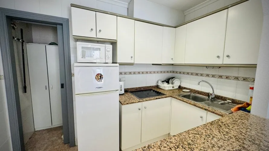 Apartment de 1 chambre à Torrevieja, Espagne No. 530 № 9