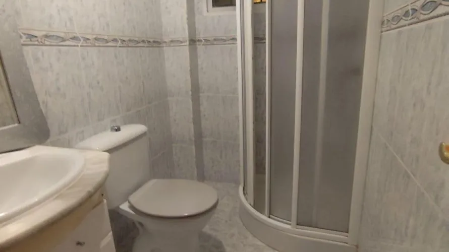 Apartment de 1 chambre à Torrevieja, Espagne No. 459 № 2