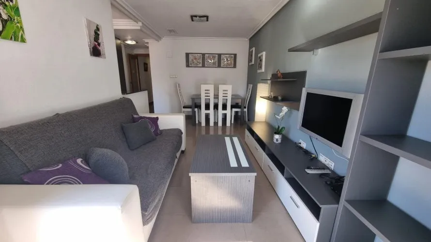 Apartment de 2 chambres à Torrevieja, Espagne No. 383 № 4