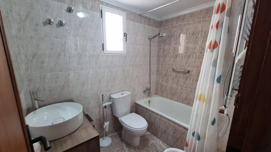 Apartment de 2 chambres à Torrevieja, Espagne No. 402 № 15