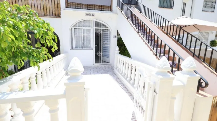 Bungalow de 1 chambre à Torrevieja, Espagne No. 514 № 13