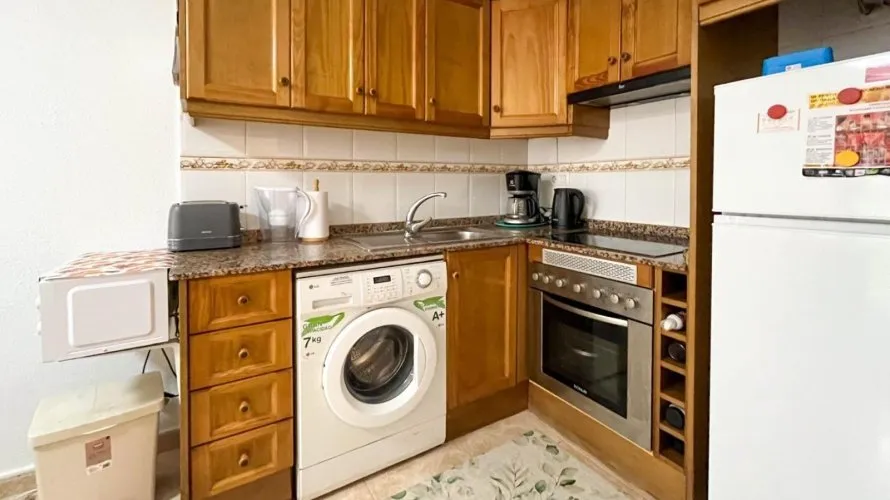 Apartment de 1 chambre à Torrevieja, Espagne No. 523 № 20