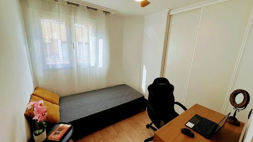 Apartment de 2 chambres à Torrevieja, Espagne No. 412 № 7