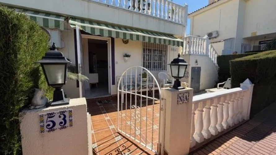 Bungalow de 1 chambre à Torrevieja, Espagne No. 466 № 15