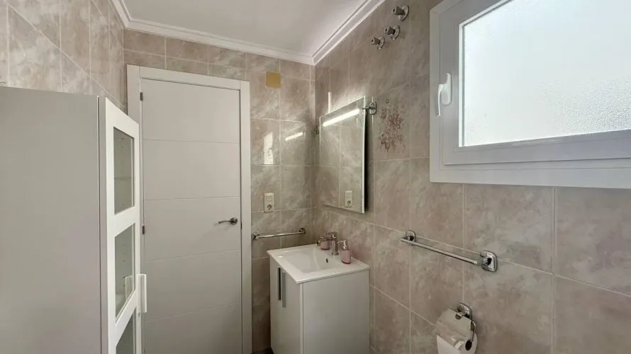 Apartment de 1 chambre à Torrevieja, Espagne No. 444 № 4