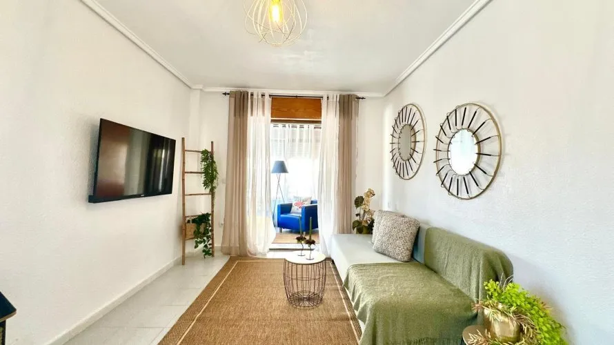 Apartment de 1 chambre à Torrevieja, Espagne No. 471 № 7