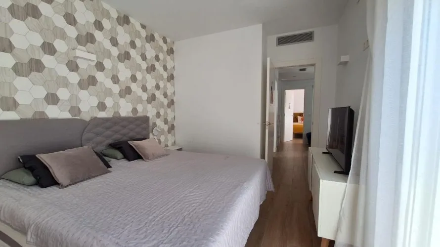 Apartment de 3 chambres à Torrevieja, Espagne No. 332 № 15