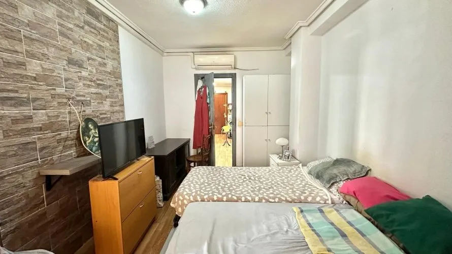 Apartment de 2 chambres à Torrevieja, Espagne No. 392 № 1
