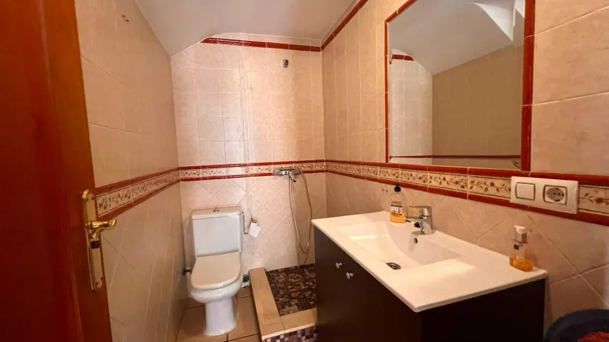 House de 3 chambres à Torrevieja, Espagne No. 360 № 10