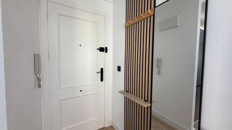 Apartment de 2 chambres à Torrevieja, Espagne No. 412 № 3
