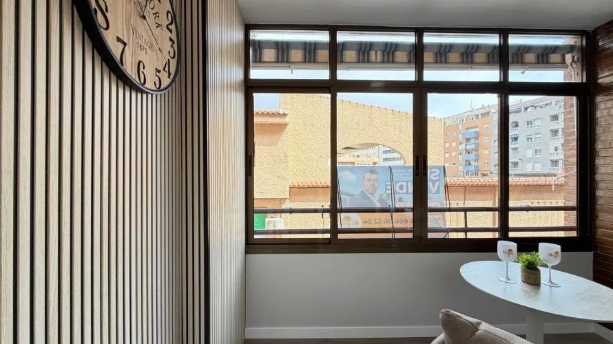 Apartment de 2 chambres à Torrevieja, Espagne No. 484 № 1