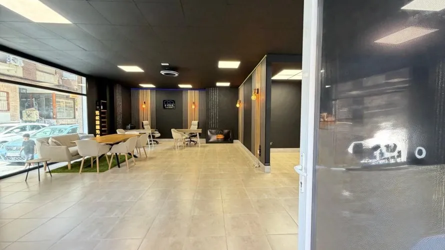 Commercial property de 121m² à Torrevieja, Espagne No. 517 № 28