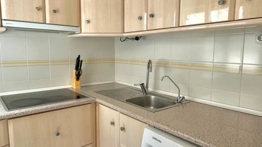 Apartment de 2 chambres à Torrevieja, Espagne No. 526 № 3