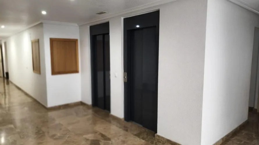 Apartment de 2 chambres à Torrevieja, Espagne No. 515 № 24