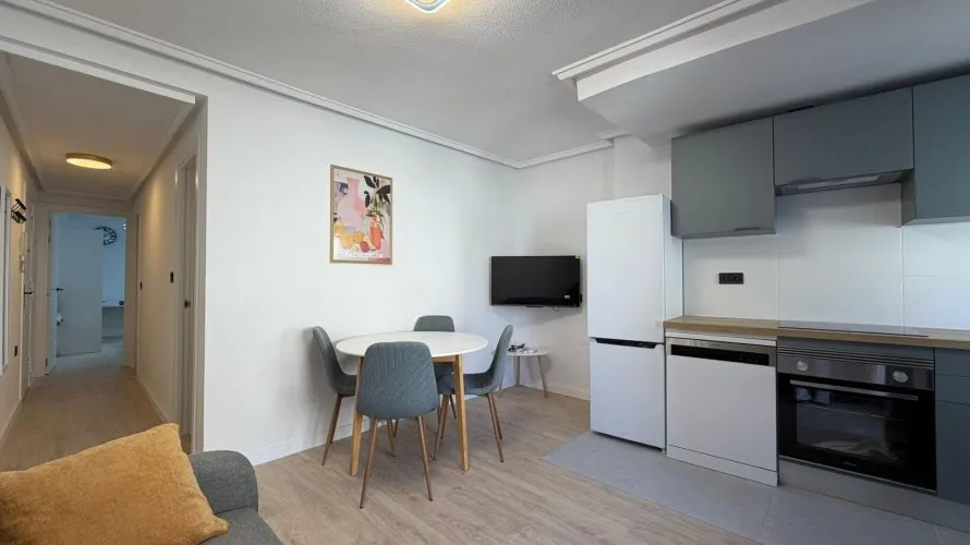 Apartment de 2 chambres à Torrevieja, Espagne No. 489 № 7