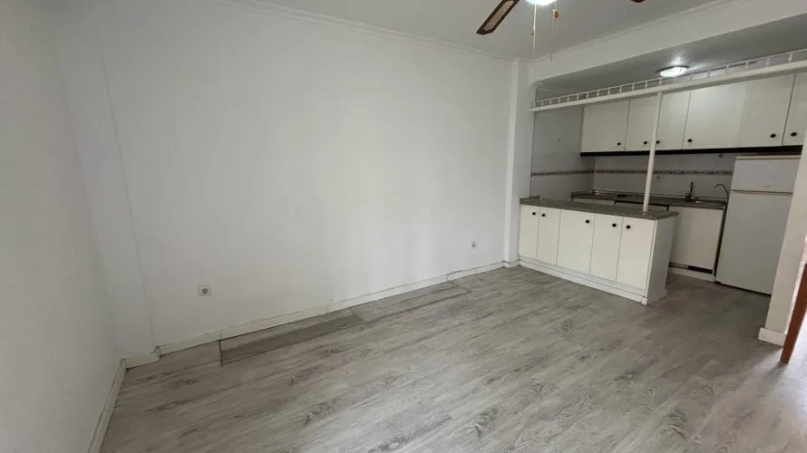 Bungalow de 1 chambre à Torrevieja, Espagne No. 493 № 3
