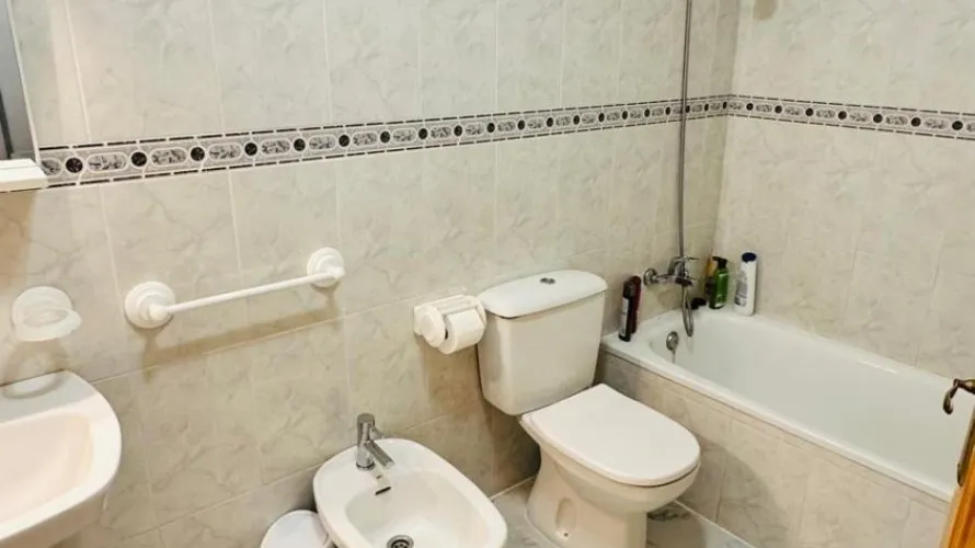 Apartment de 2 chambres à Torrevieja, Espagne No. 395 № 10