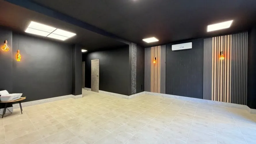 Commercial property de 121m² à Torrevieja, Espagne No. 517 № 17